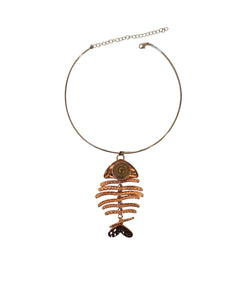 Flat lay collana e pendente Nereide variante oro rosa, collarino rigido regolabile