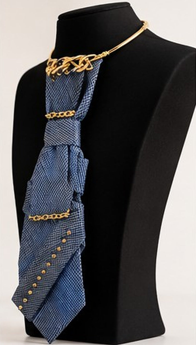 N.21 Blue Attitude_manichino_laterale